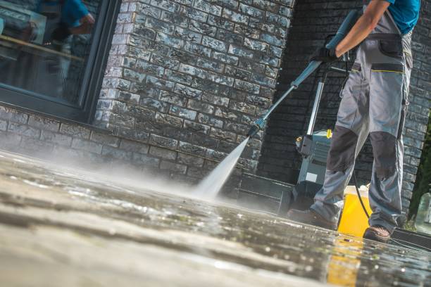 Best Patio and Deck Pressure Washing  in Center Hill, FL